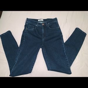 Bcbgeneration high rise skinny jeans size 25